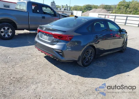 2021 Kia Forte Gt-Line из США, поврежденный, VIN 3KPF34AD0ME268585